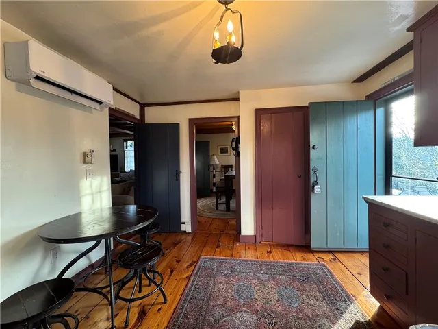 $5,500 | 9 Thames Street, Newport, RI 02840