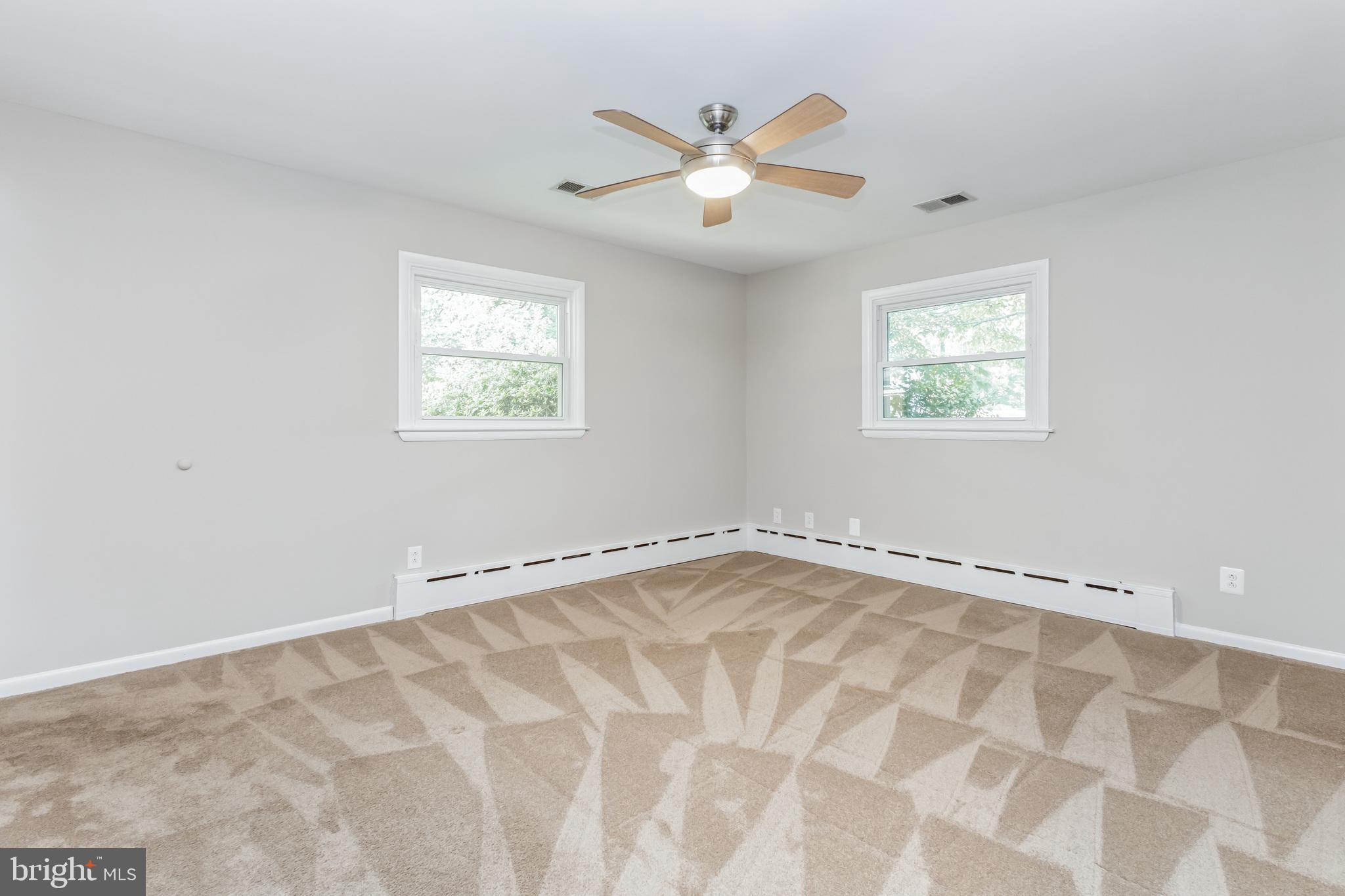 11407 Norris Drive Silver Spring, MD 20902 - Photo 11 of 37 Primary bedroom on main level