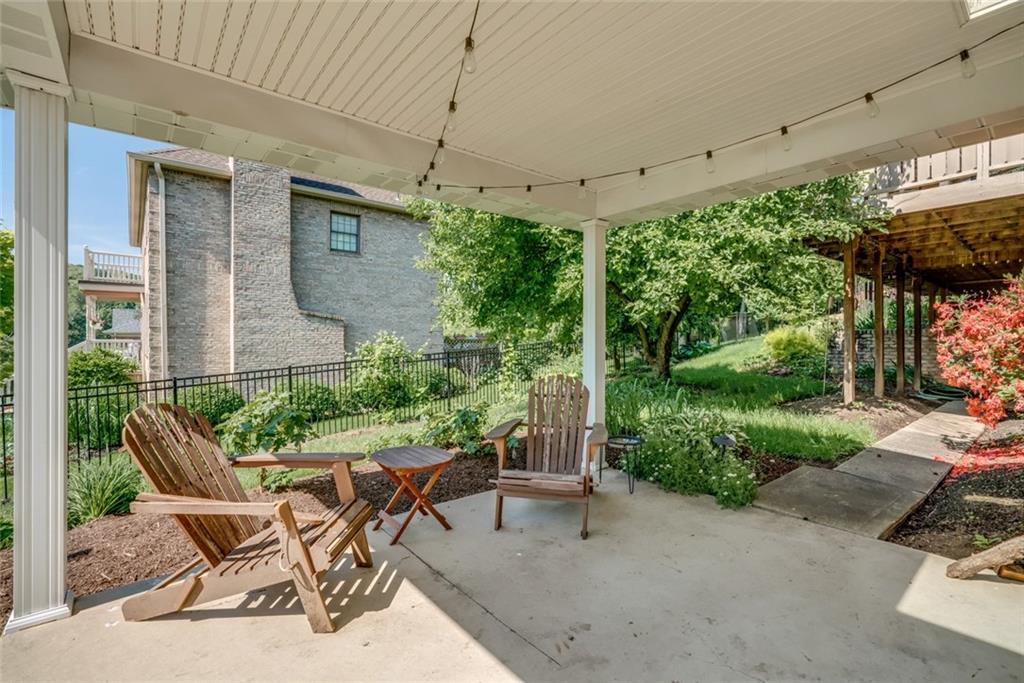 133 Field Club Circle McKees Rocks, PA 15136 - Photo 23 of 25