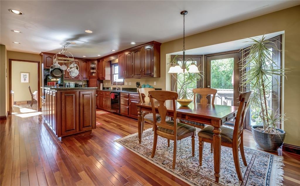 133 Field Club Circle McKees Rocks, PA 15136 - Photo 5 of 25