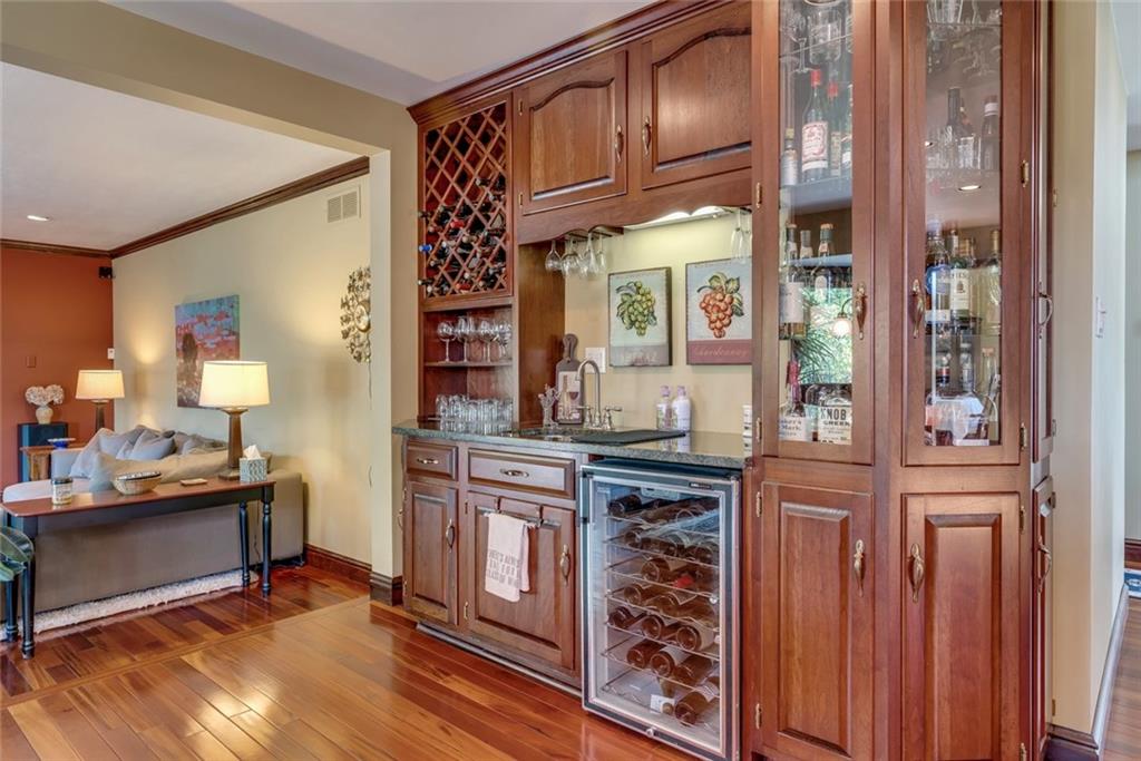 133 Field Club Circle McKees Rocks, PA 15136 - Photo 8 of 25