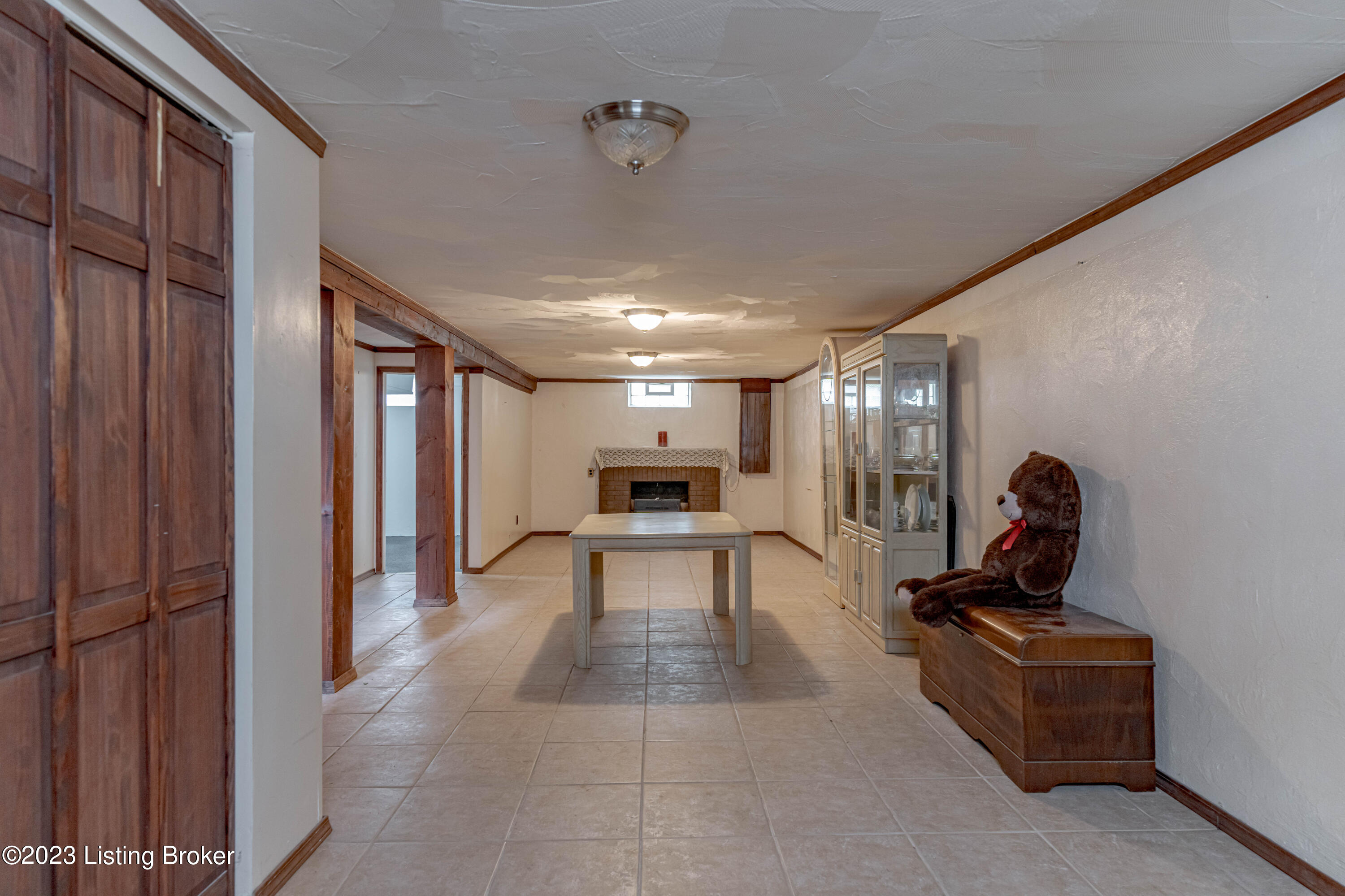 4919 Cane Run Road Louisville, KY 40216 - Photo 36 of 48 DSC05855