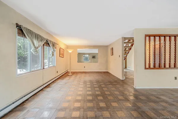 $769,000 | 22 Meyer Lane, Medford, NY 11763