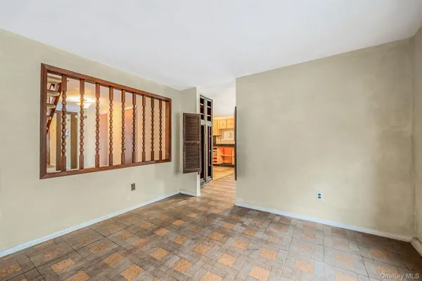 $769,000 | 22 Meyer Lane, Medford, NY 11763