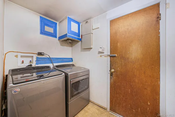 $769,000 | 22 Meyer Lane, Medford, NY 11763