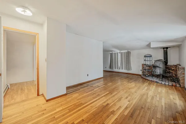 $769,000 | 22 Meyer Lane, Medford, NY 11763