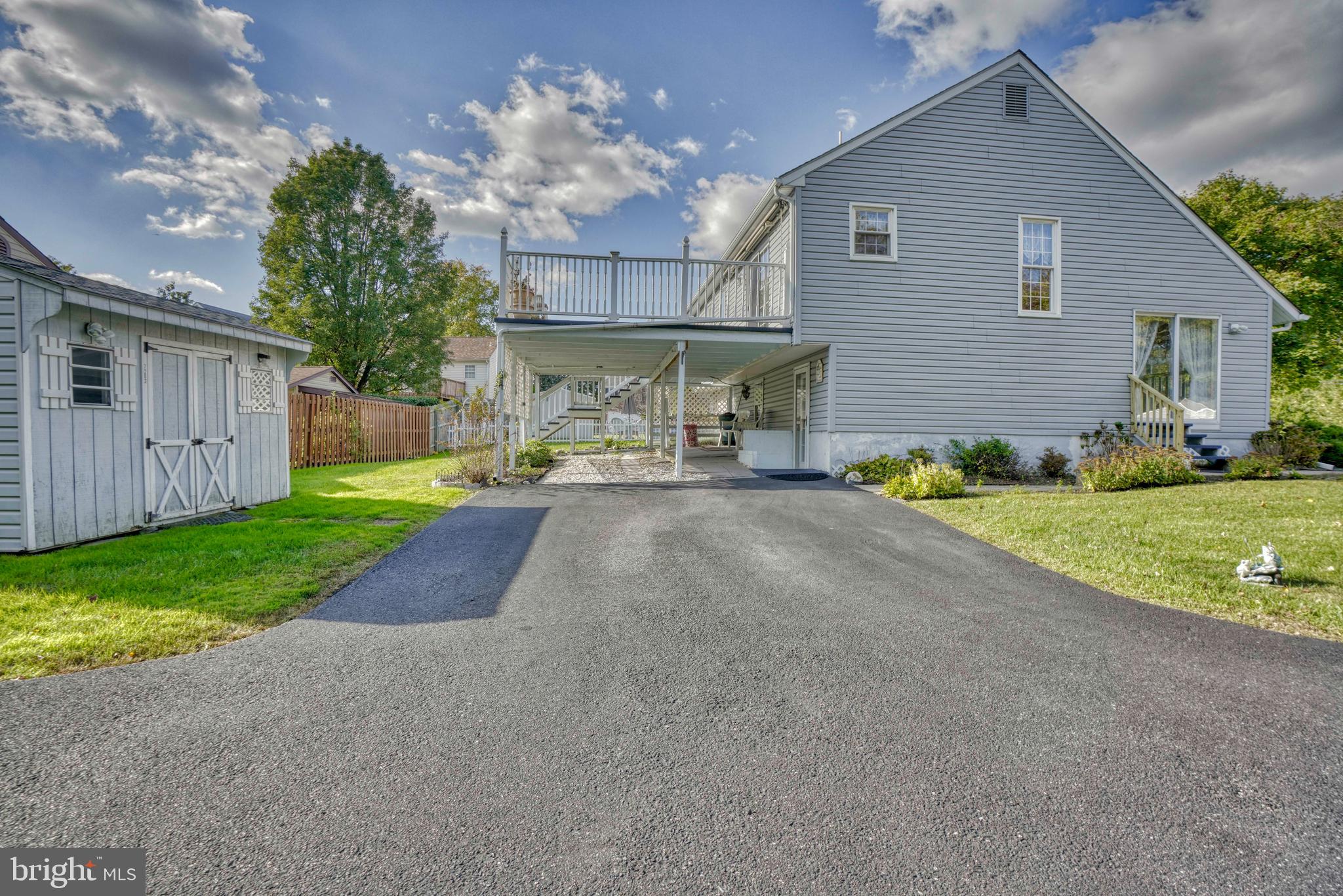 7203 Oliver Beach Road Baltimore, MD 21220 - Photo 4 of 50