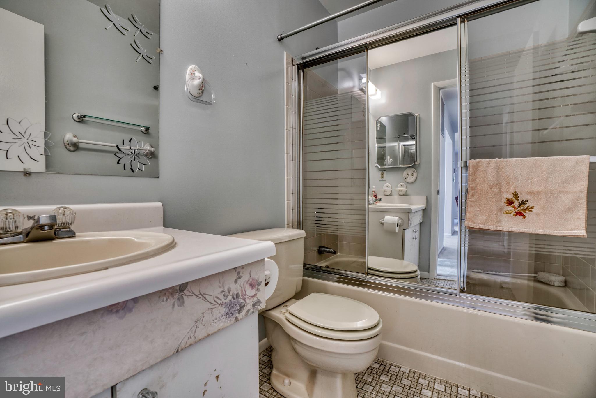 7203 Oliver Beach Road Baltimore, MD 21220 - Photo 36 of 50 Full Bathroom on Upper Level
