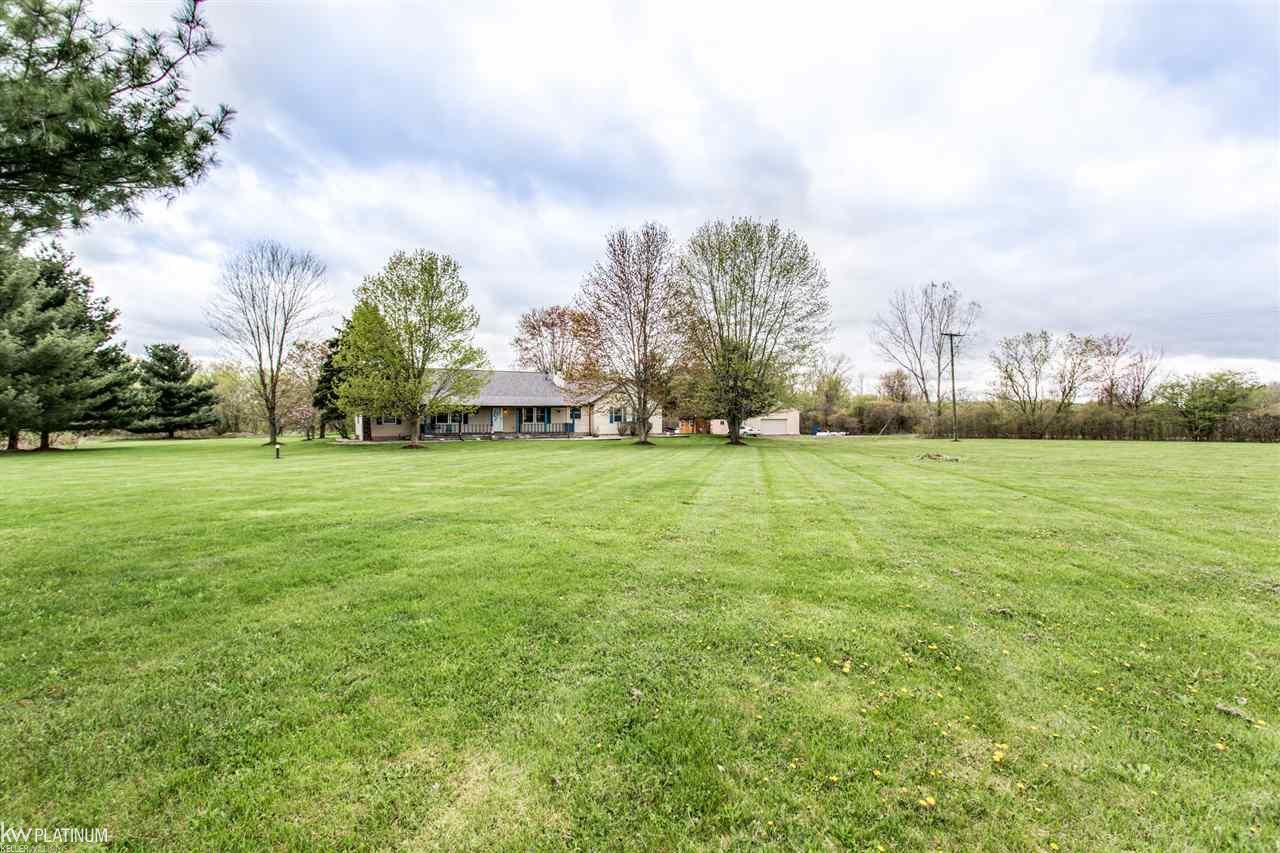 6979 Sterling Road Yale, MI 48097 - Photo 29 of 39 31380175-29.JPG