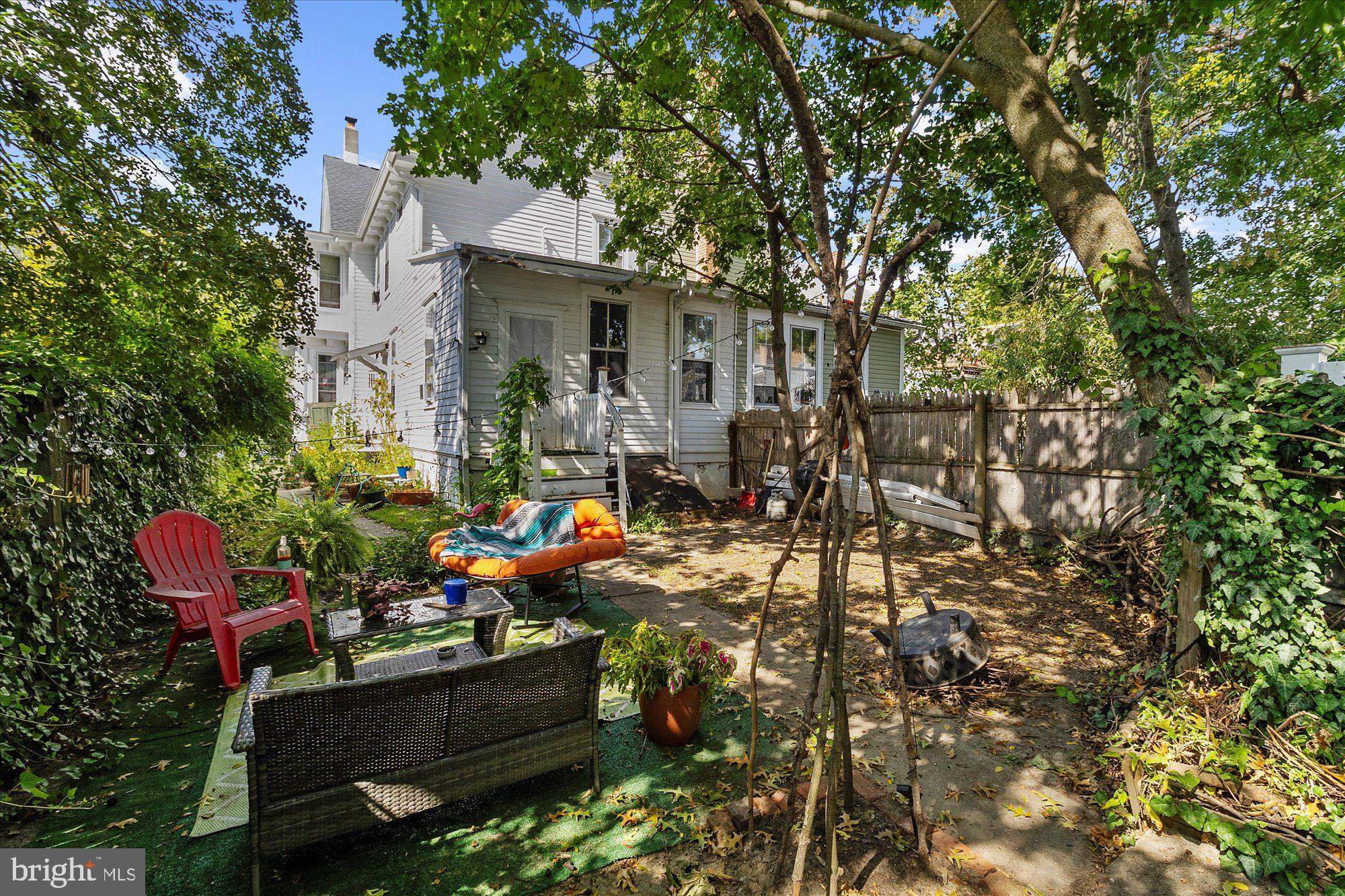40 Union Street Mount Holly, NJ 08060 - Photo 6 of 41 a view of a house with backyard sitting area and garden