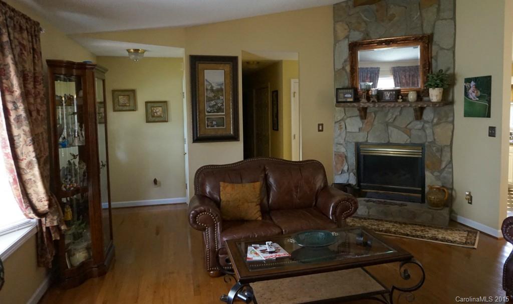 4010 Deal Road Mooresville, NC 28115 - Photo 4 of 16 Gallery Image 4