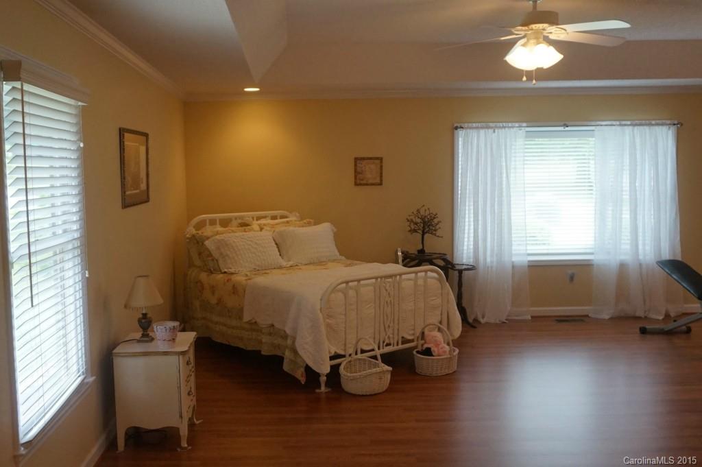 4010 Deal Road Mooresville, NC 28115 - Photo 7 of 16 Gallery Image 7