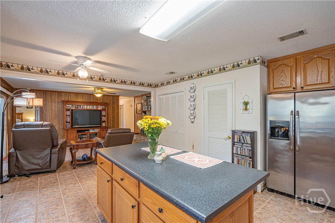 903 Sandpiper Road Savannah, GA 31410 - Photo 15 of 39