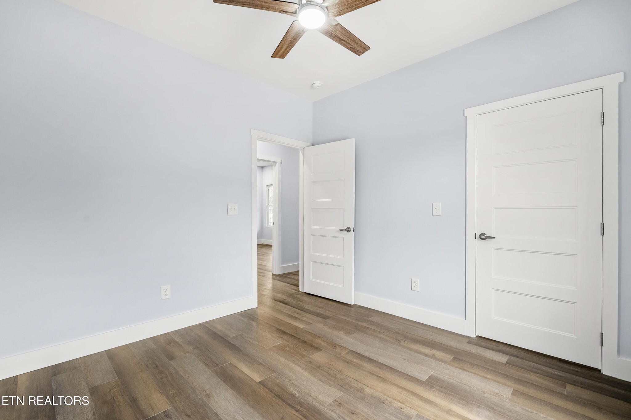 3436 Gap Road Knoxville, TN 37921 - Photo 20 of 25 wooden floor in an empty room