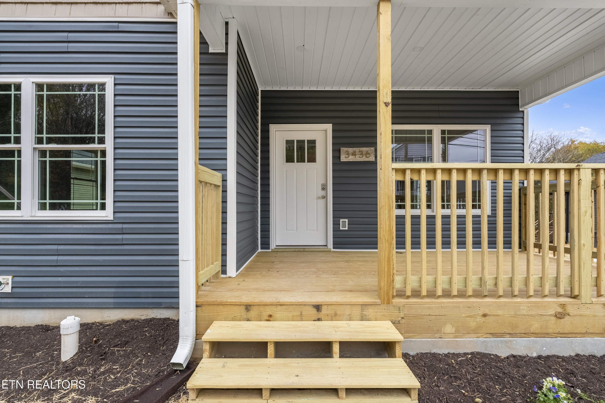 3436 Gap Road Knoxville, TN 37921 - Photo 2 of 25 a front view of a house