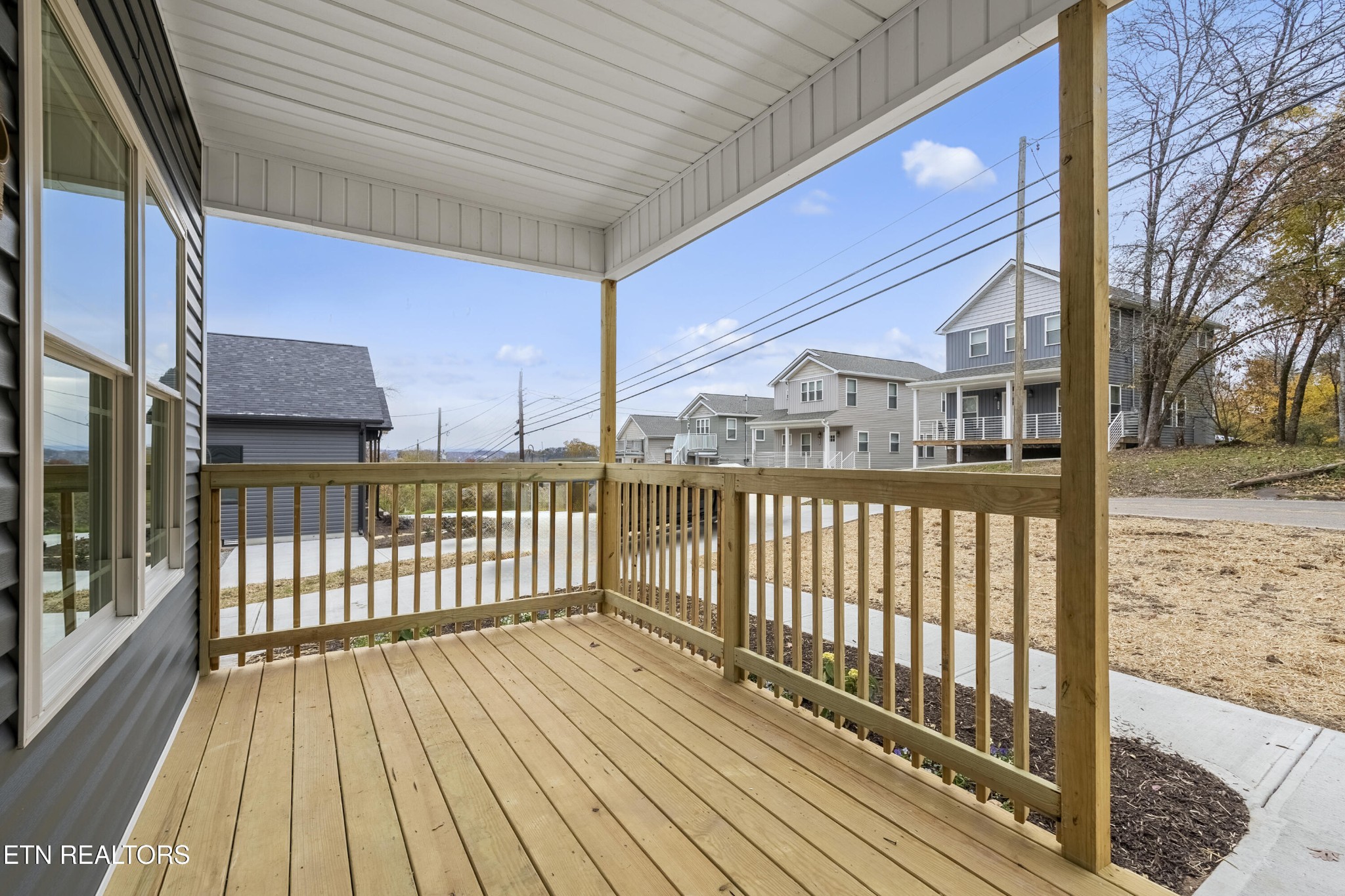3436 Gap Road Knoxville, TN 37921 - Photo 4 of 25 a view of balcony with wooden floor