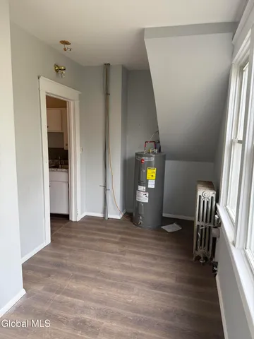 $1,850 | 8 Farrell Street, Mechanicville, NY 12118