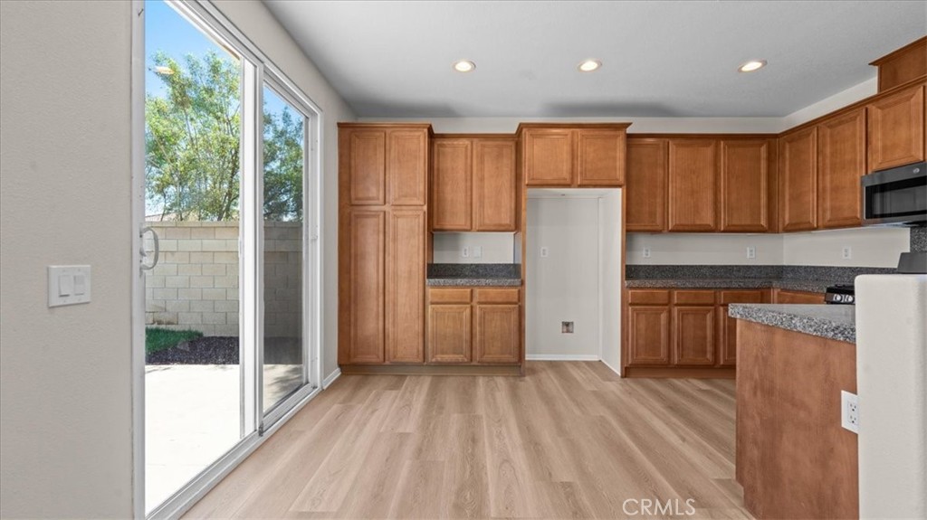 1281 Sugar Maple Lane Perris, CA 92571 - Photo 9 of 29