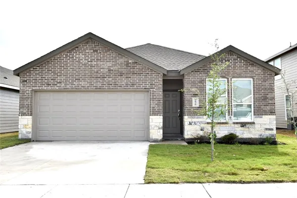 $2,750 | 2826 Westeros Street, Corpus Christi, TX 78415