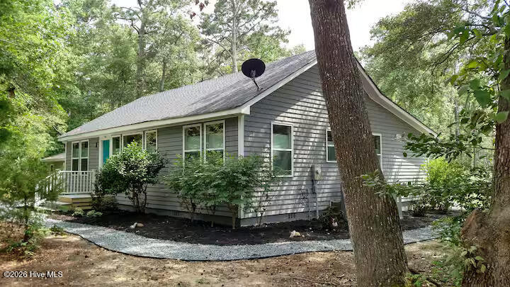 227 Colonial Beach Road Jarvisburg, NC 27947 - Photo 1 of 19