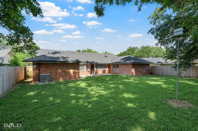 $2,250 | 425 North Dresden Circle, Shreveport, LA 71115