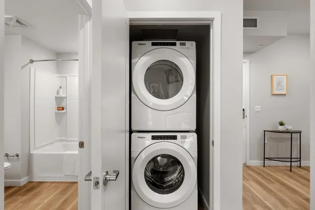 $334,900 | 260 Brooklyn Basin Way, Unit 411, Oakland, CA 94606