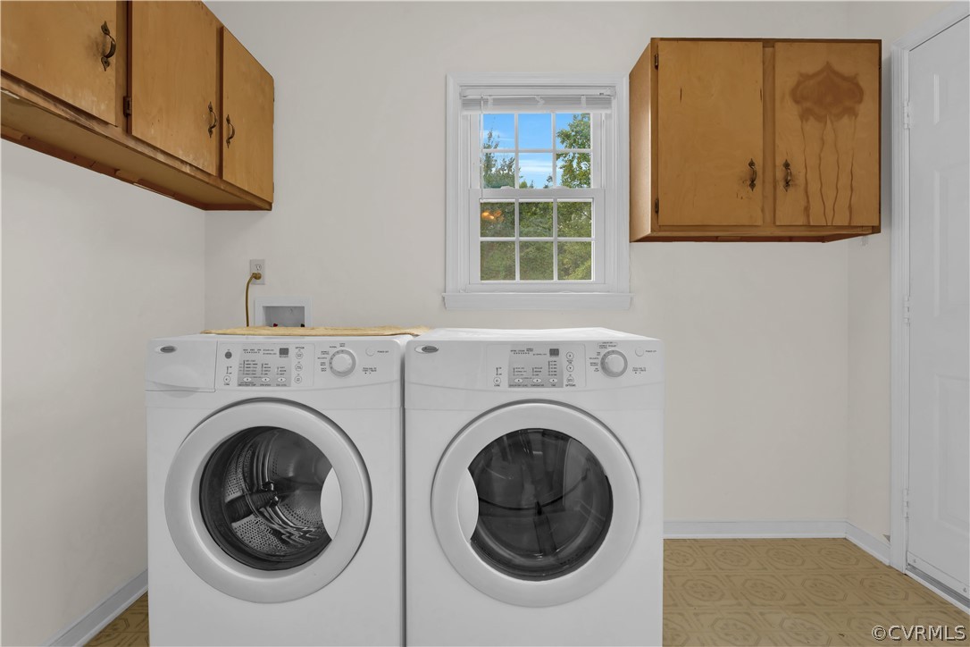 7531 Genuine Risk Lane Midlothian, VA 23112 - Photo 25 of 50 a utility room with dryer and washer