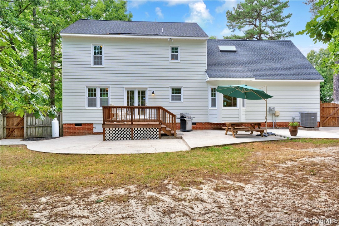 7531 Genuine Risk Lane Midlothian, VA 23112 - Photo 43 of 50 a view of a house with swimming pool and sitting area