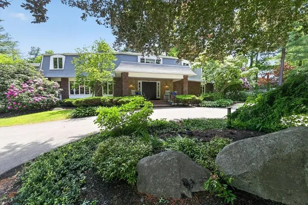$3,295,000 | 1 Grist Mill Lane, Hingham, MA 02043