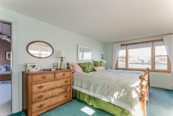 8 Bickford Way Gloucester, MA 01930 - Photo 12 of 27