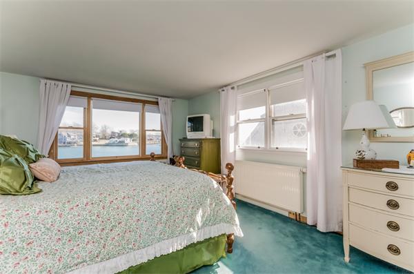 8 Bickford Way Gloucester, MA 01930 - Photo 13 of 27