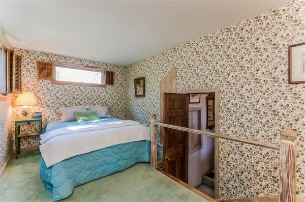 8 Bickford Way Gloucester, MA 01930 - Photo 16 of 27