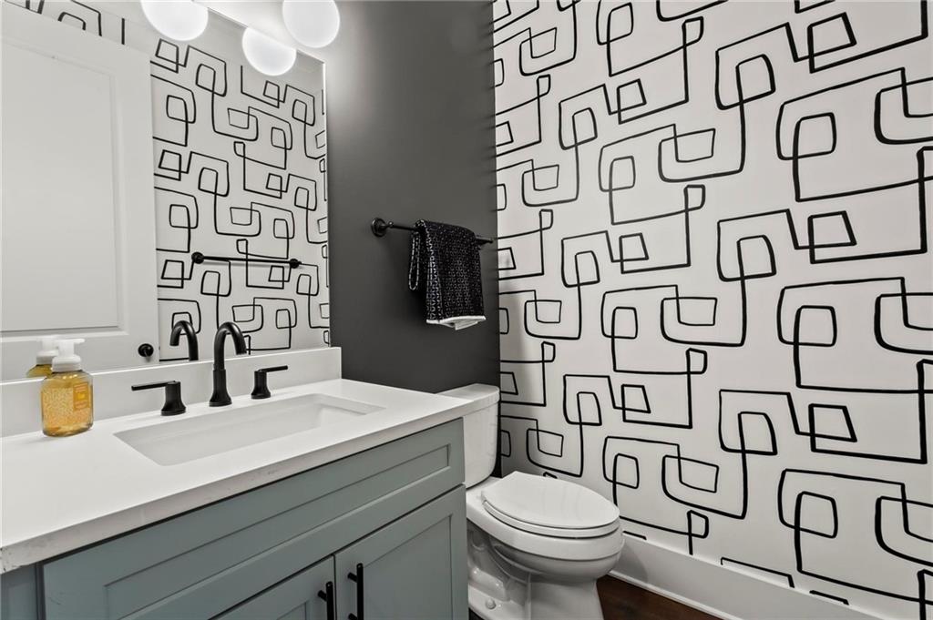 53 Maple Street Roswell, GA 30075 - Photo 13 of 59