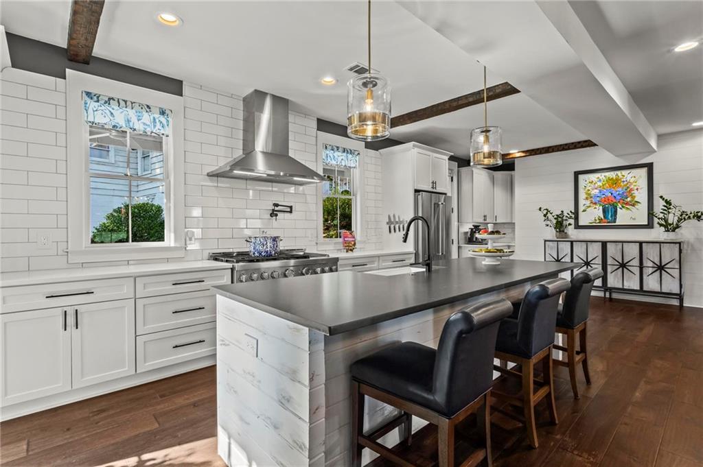 53 Maple Street Roswell, GA 30075 - Photo 5 of 59