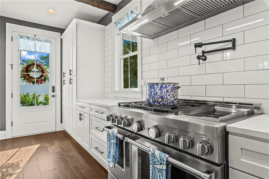 53 Maple Street Roswell, GA 30075 - Photo 7 of 59