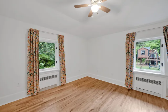 $784,000 | 1 Alcima Drive, Simsbury, CT 06070