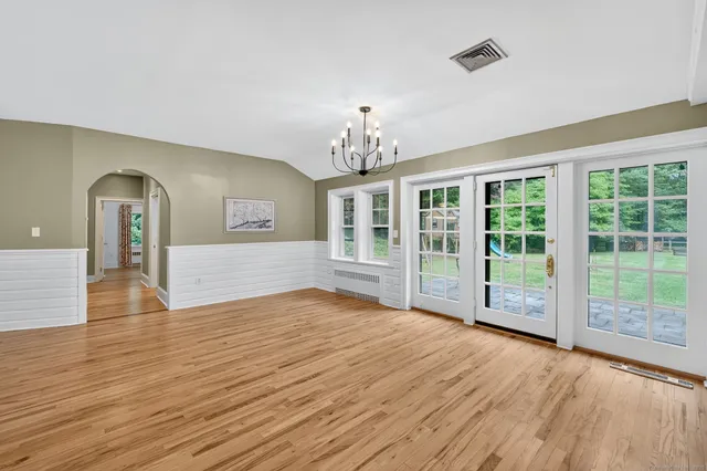 $784,000 | 1 Alcima Drive, Simsbury, CT 06070