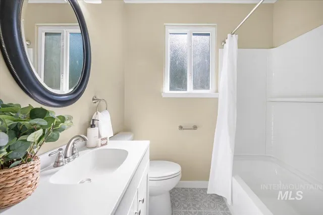 $675,000 | 1216 South Owyhee Street, Boise, ID 83705