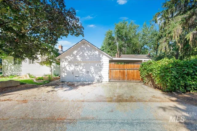 $675,000 | 1216 South Owyhee Street, Boise, ID 83705