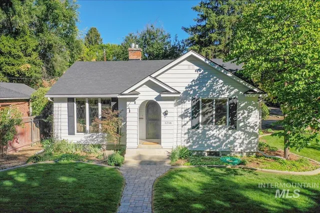 $675,000 | 1216 South Owyhee Street, Boise, ID 83705