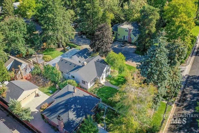 $675,000 | 1216 South Owyhee Street, Boise, ID 83705