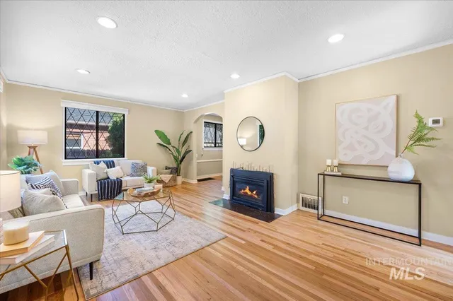 $675,000 | 1216 South Owyhee Street, Boise, ID 83705