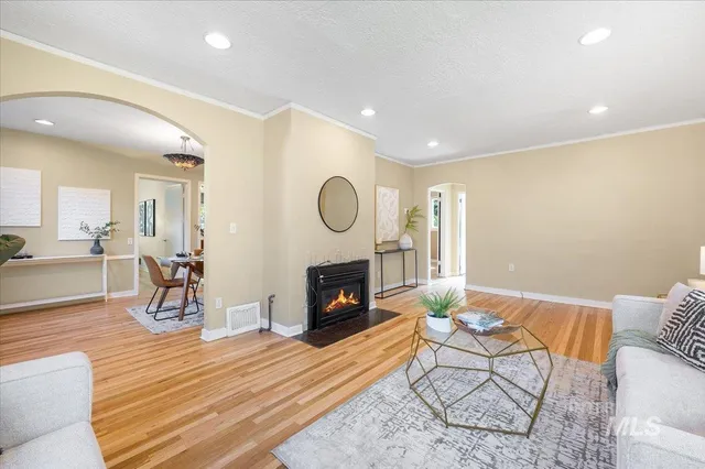 $675,000 | 1216 South Owyhee Street, Boise, ID 83705