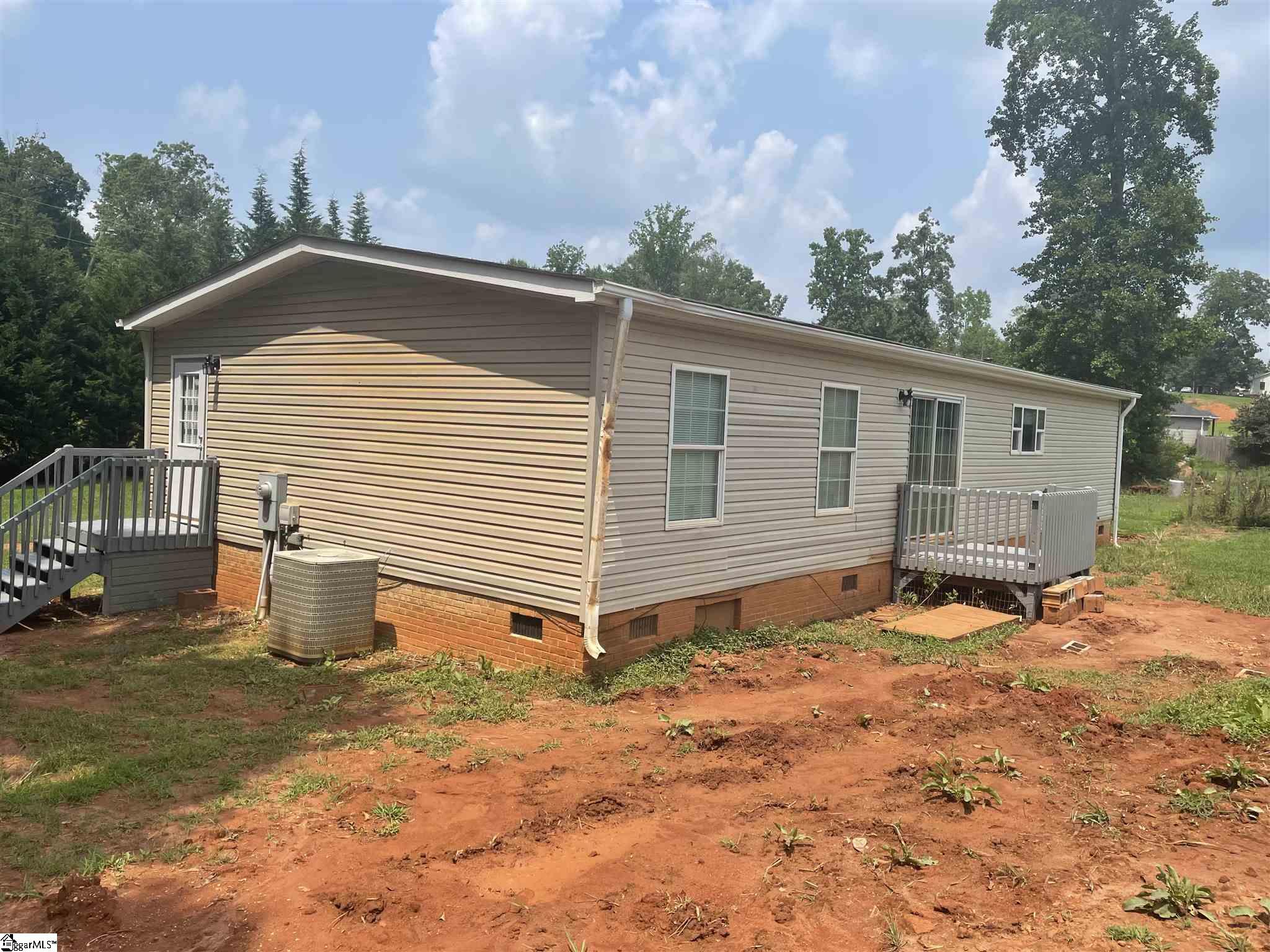 135 Stewart Road Six Mile, SC 29682 - Photo 13 of 19 Gallery Image 13