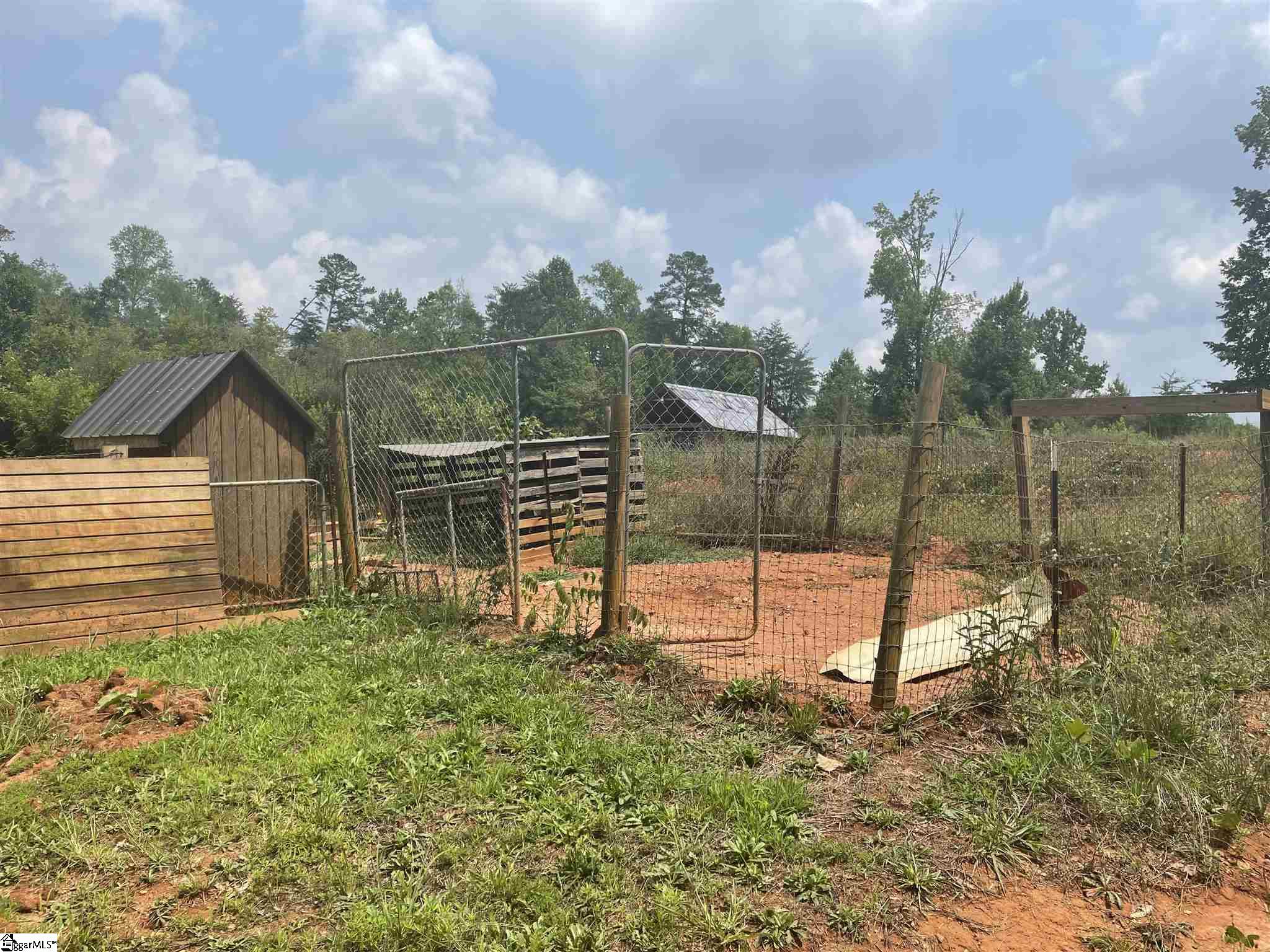 135 Stewart Road Six Mile, SC 29682 - Photo 14 of 19 Gallery Image 14