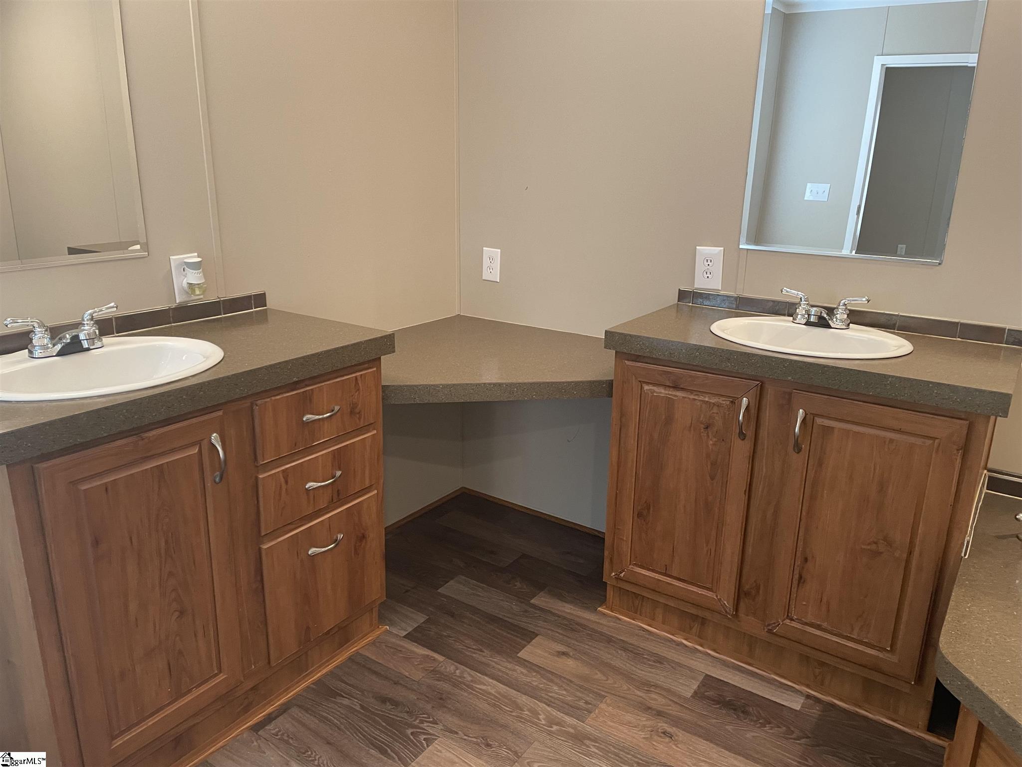 135 Stewart Road Six Mile, SC 29682 - Photo 6 of 19 Gallery Image 6