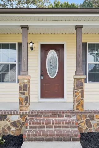 $284,900 | 538 Indian Springs Circle, Manchester, TN 37355