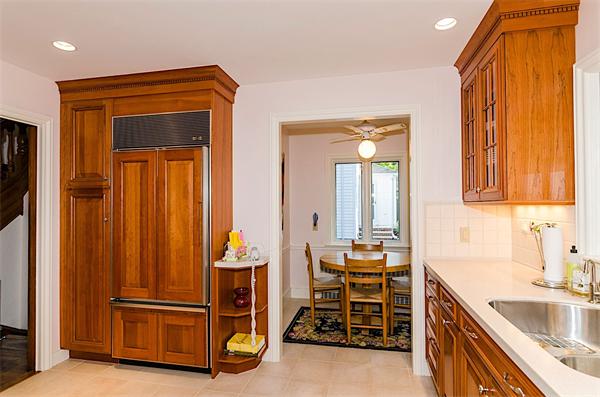 304 Russett Road Brookline, MA 02467 - Photo 10 of 20