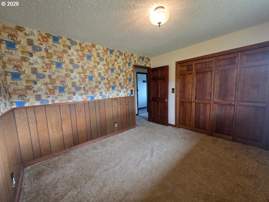 78902 Walters Road Maupin, OR 97037 - Photo 31 of 47 an empty room with a wooden walls