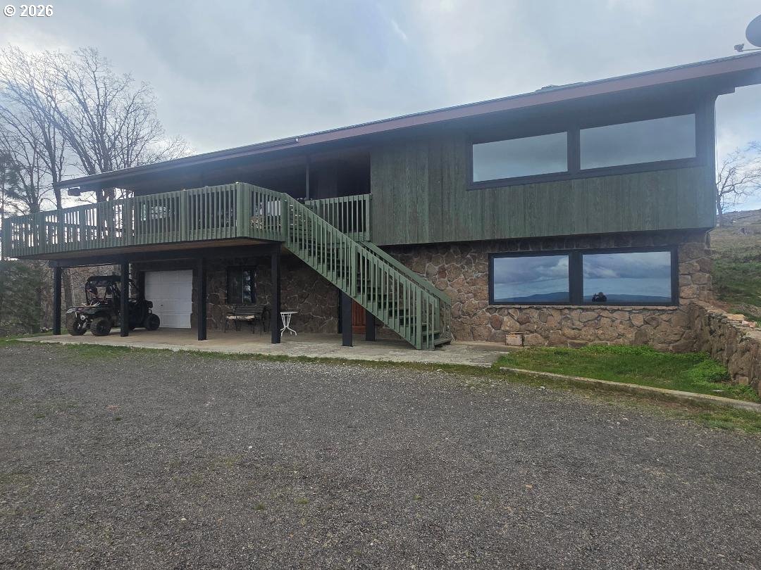 78902 Walters Road Maupin, OR 97037 - Photo 4 of 47 a front view of a house with a yard